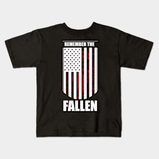 Memorial Day Remember the Fallen Flag With Battlefield Cross Kids T-Shirt
